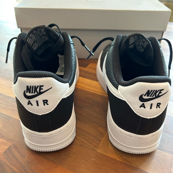 Nike Air Force 1 ‘07 Sneakers - Black and White - Picture 4 of 6